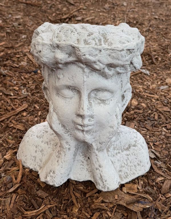 Cement Small Girl Face Code Y22